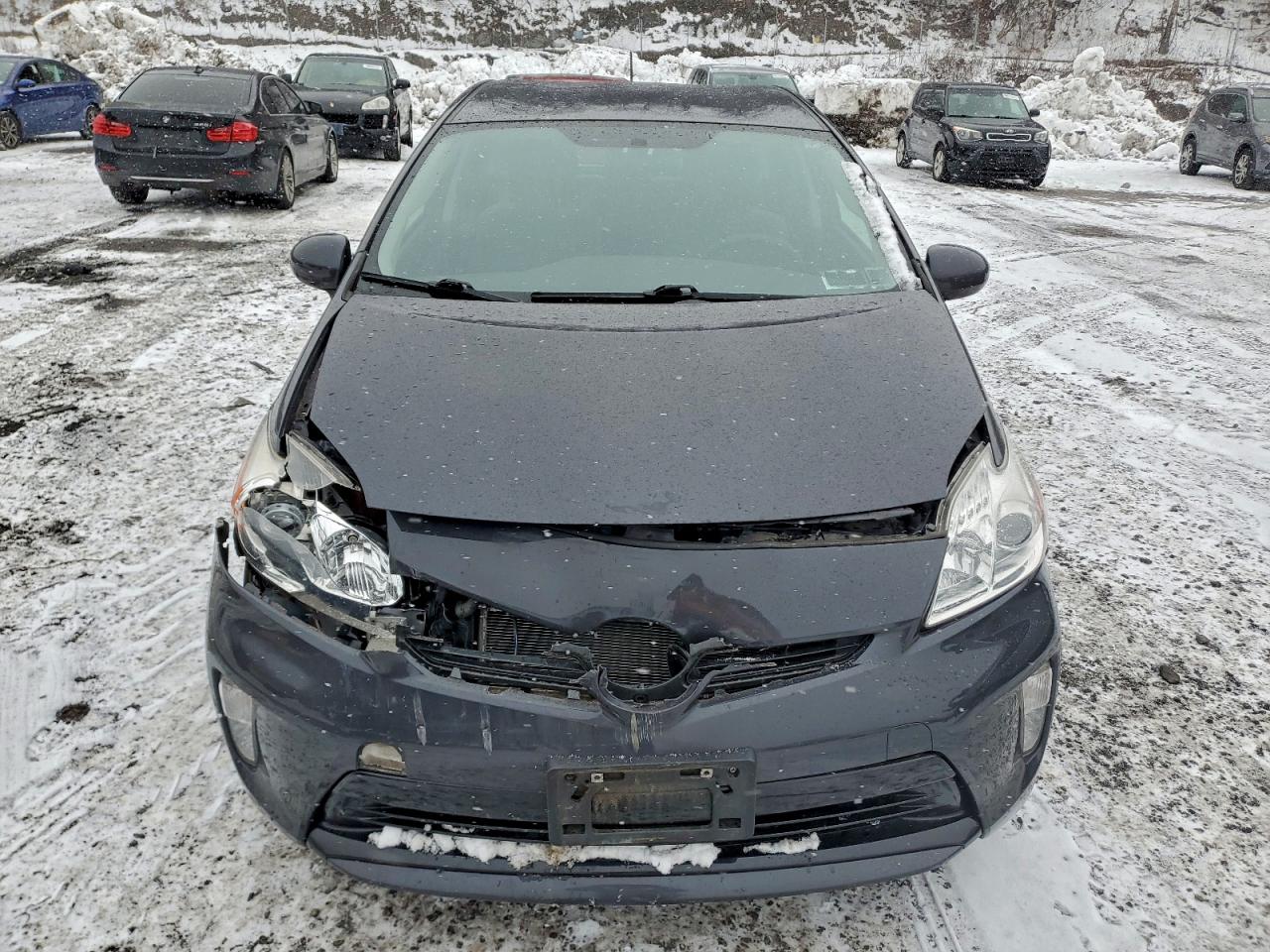 2012 TOYOTA PRIUS photo 5