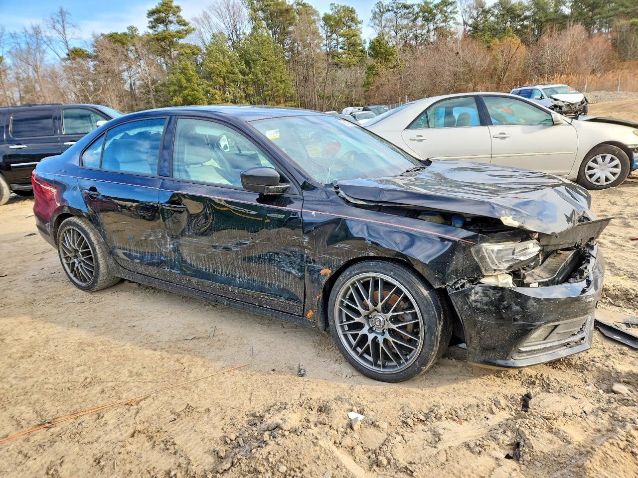 2016 VOLKSWAGEN JETTA SPORT photo 4