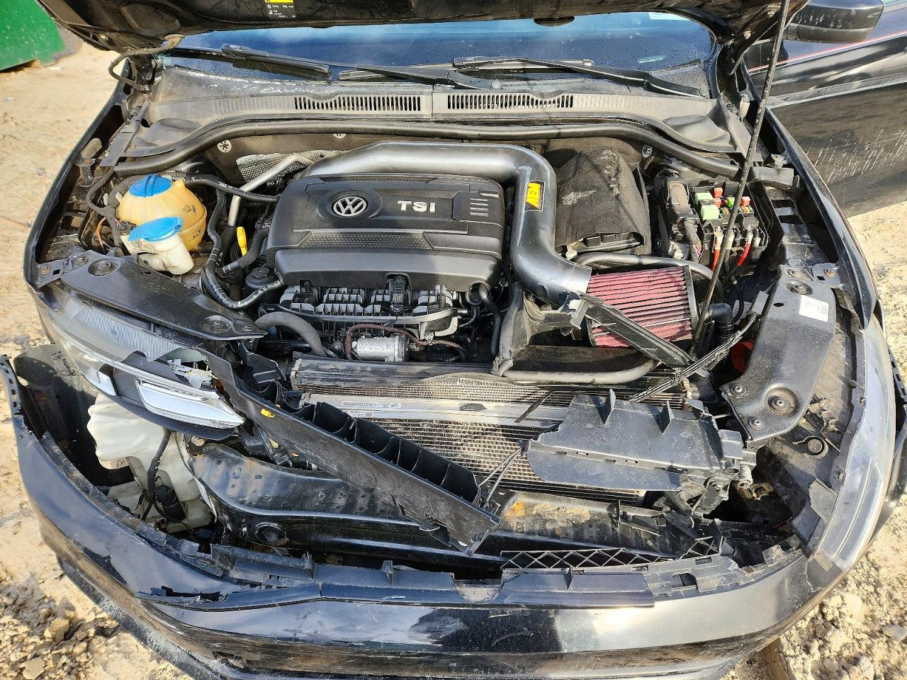 2016 VOLKSWAGEN JETTA SPORT photo 11