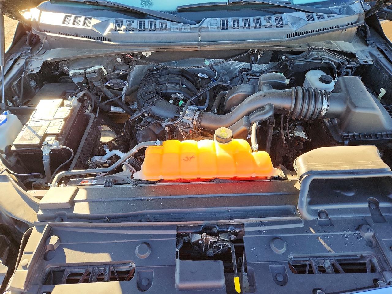 2015 FORD F150 SUPERCREW photo 11