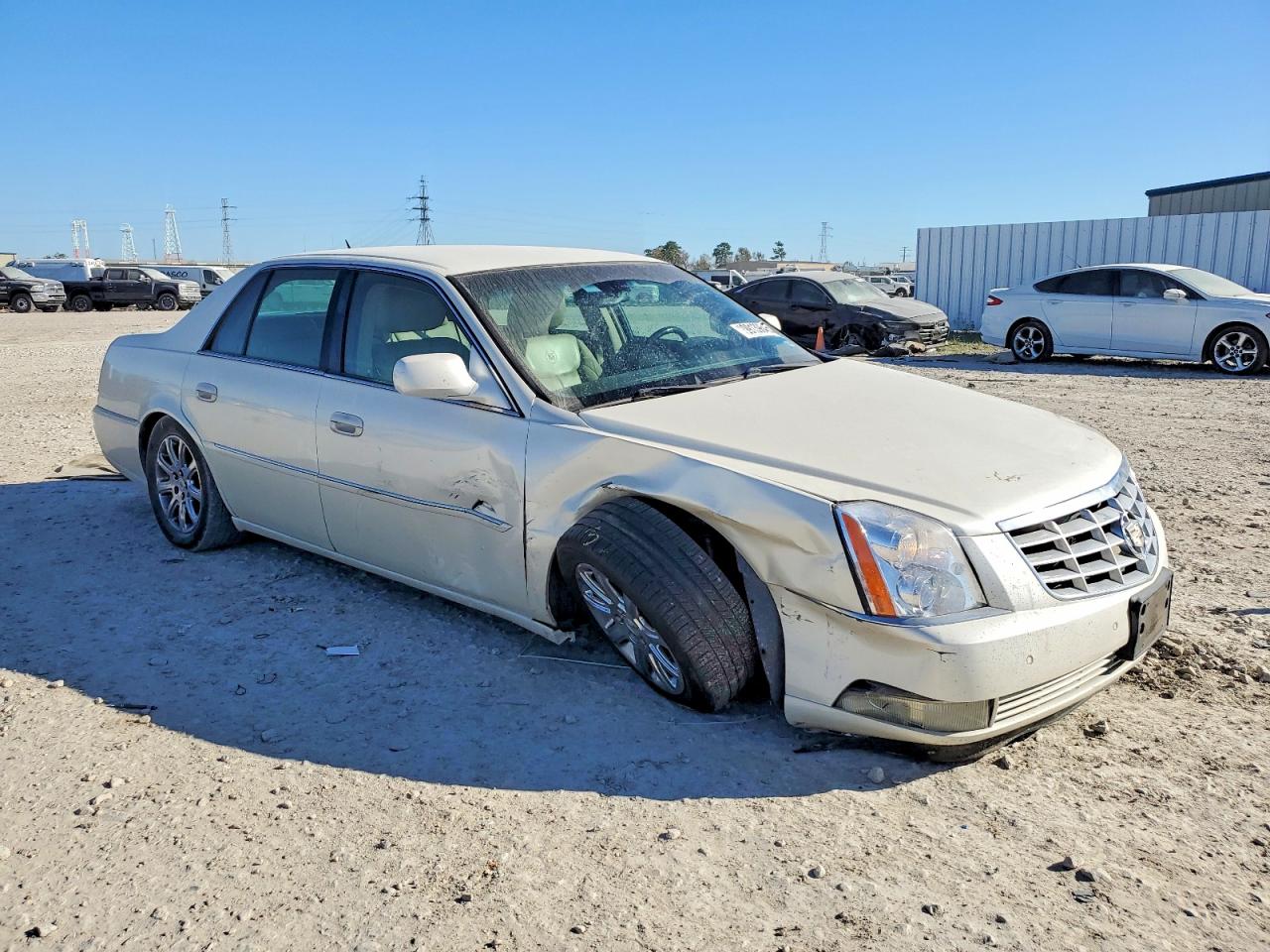 2008 CADILLAC DTS photo 4
