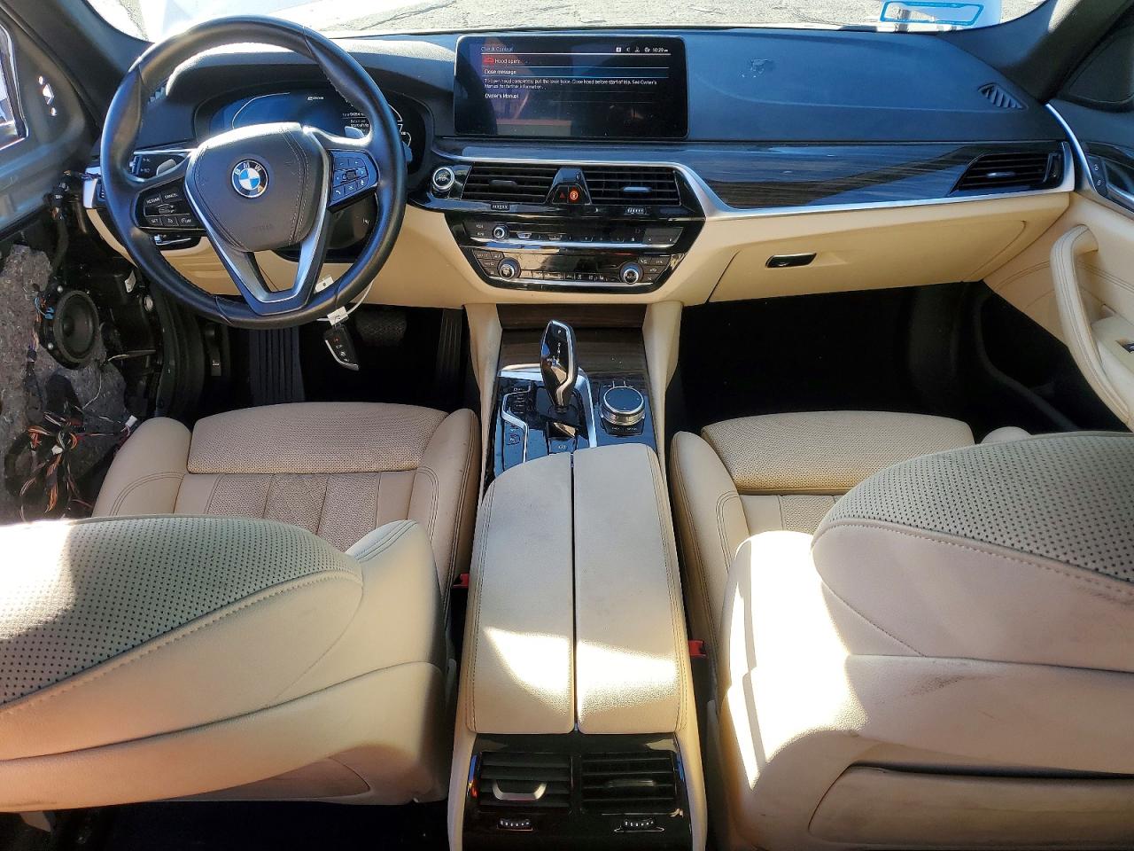 2021 BMW 530E photo 8