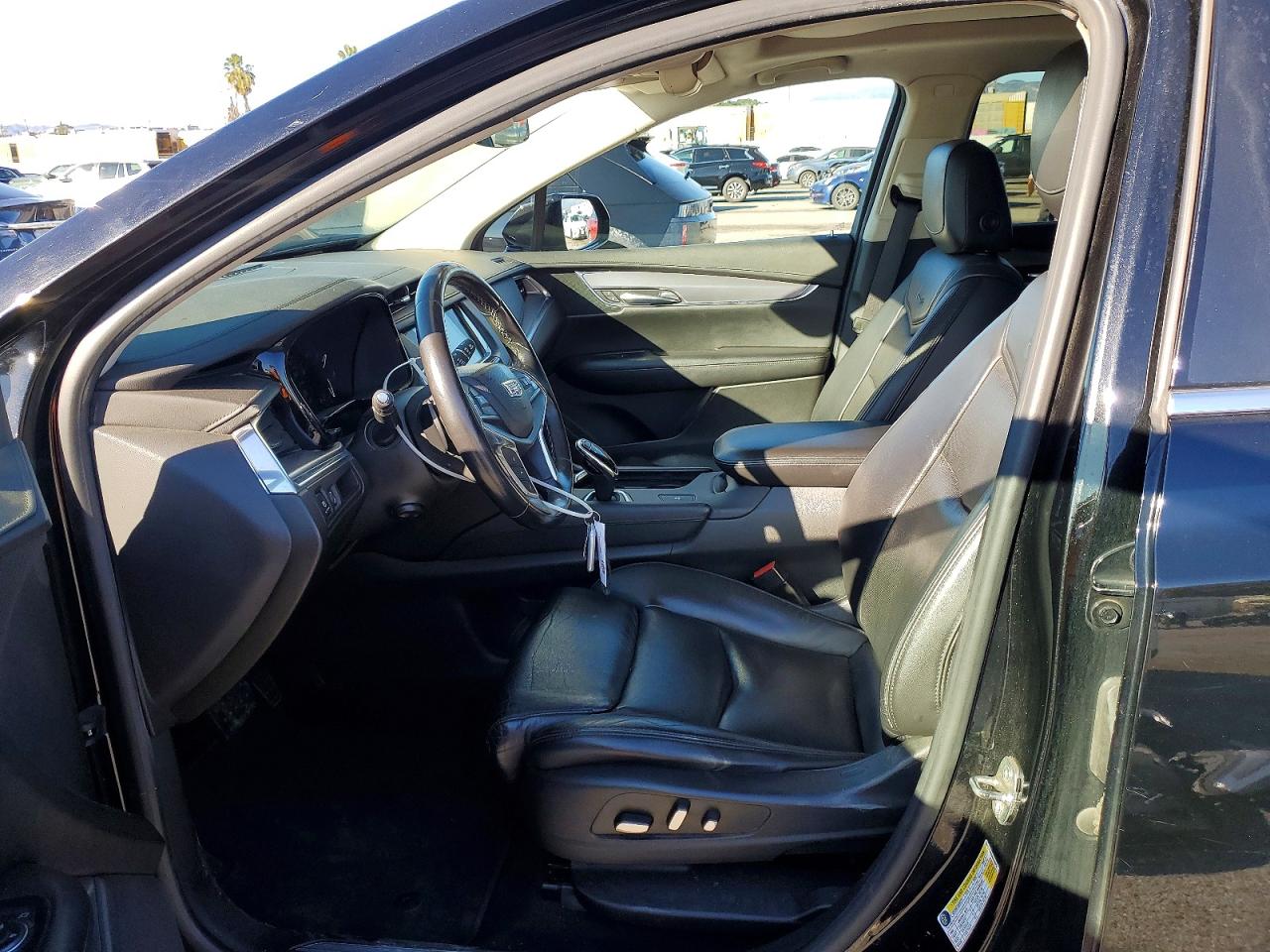 2017 CADILLAC XT5 LUXURY photo 7