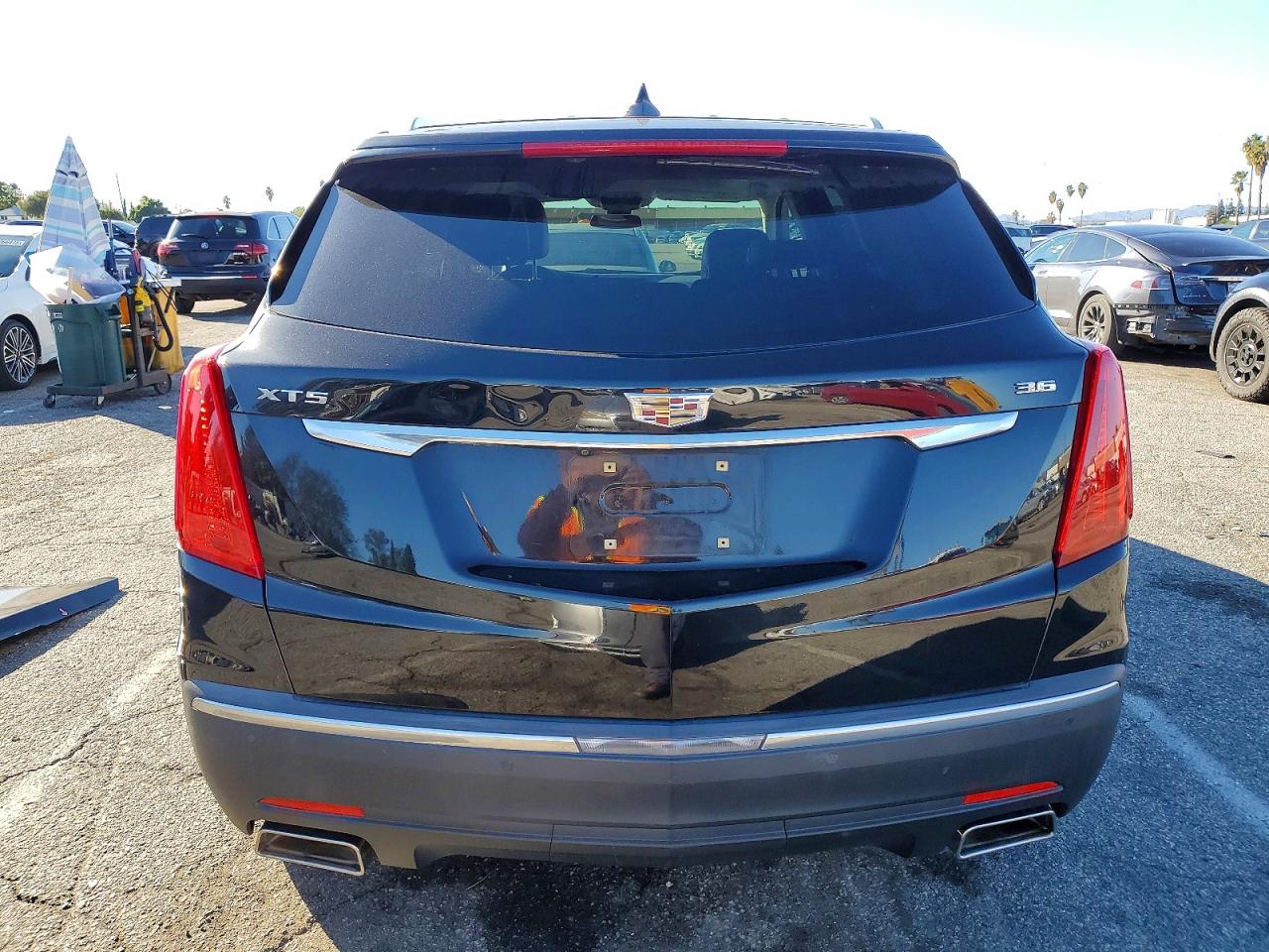 2017 CADILLAC XT5 LUXURY photo 6