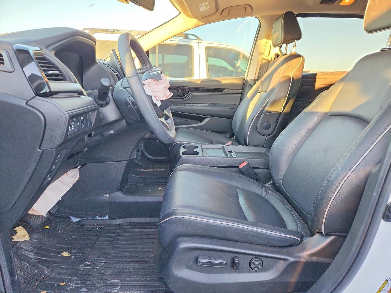 2025 HONDA ODYSSEY TOURING photo 7