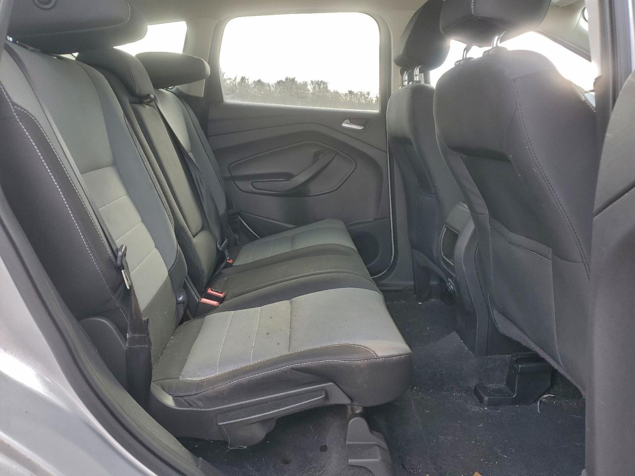 2016 FORD ESCAPE SE photo 11