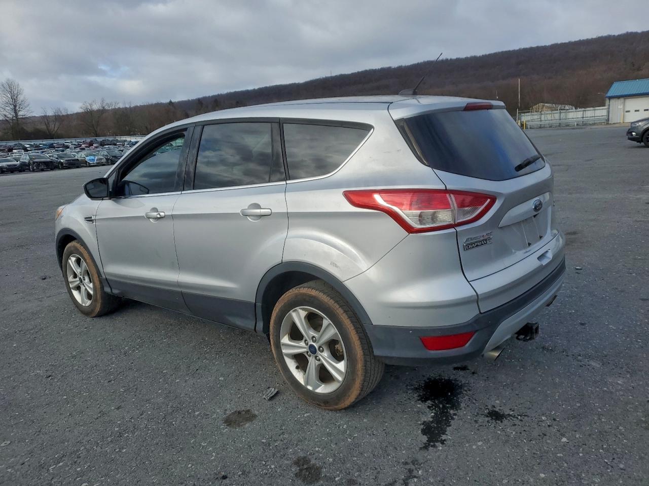 2016 FORD ESCAPE SE photo 2