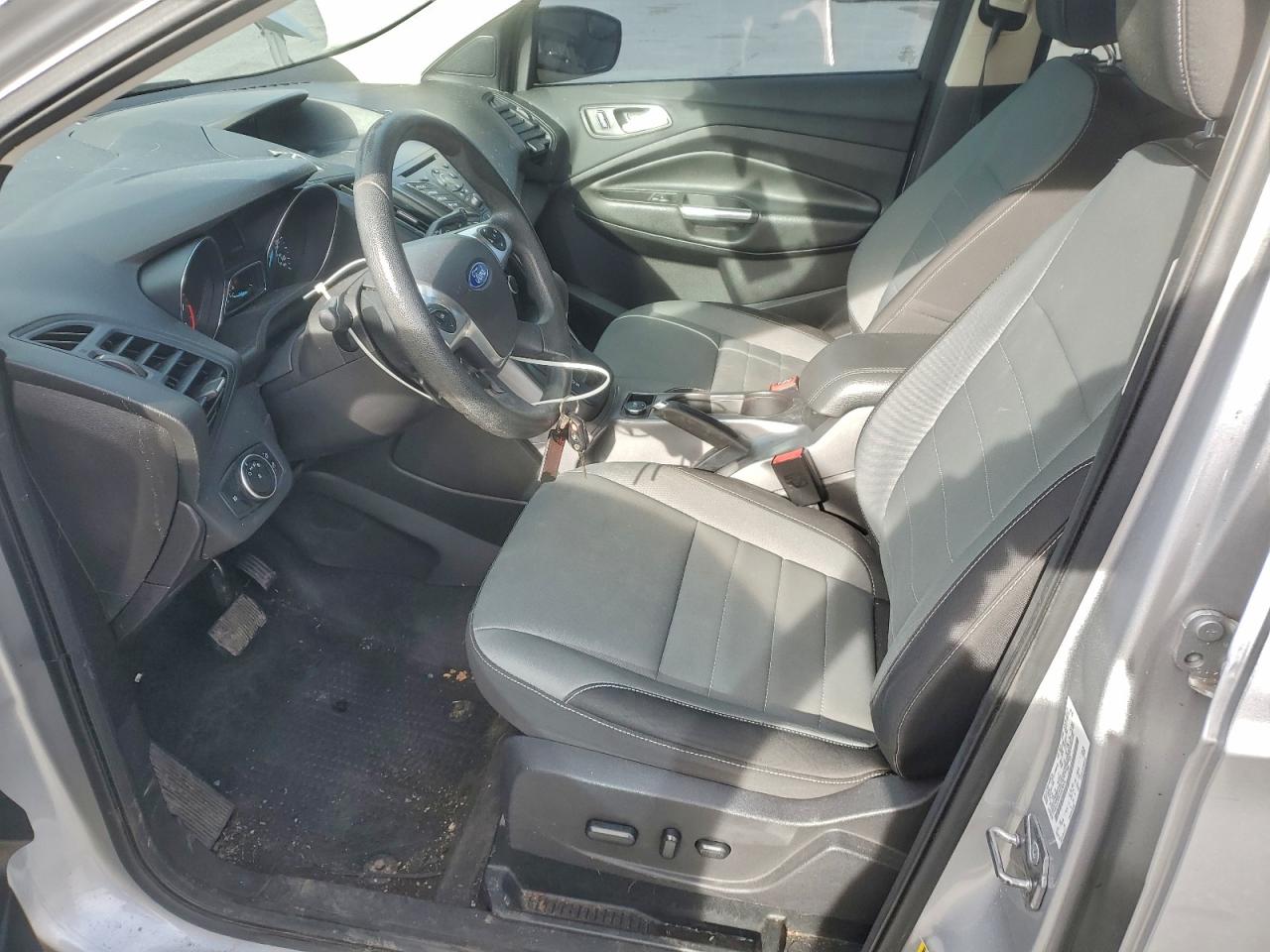 2016 FORD ESCAPE SE photo 7