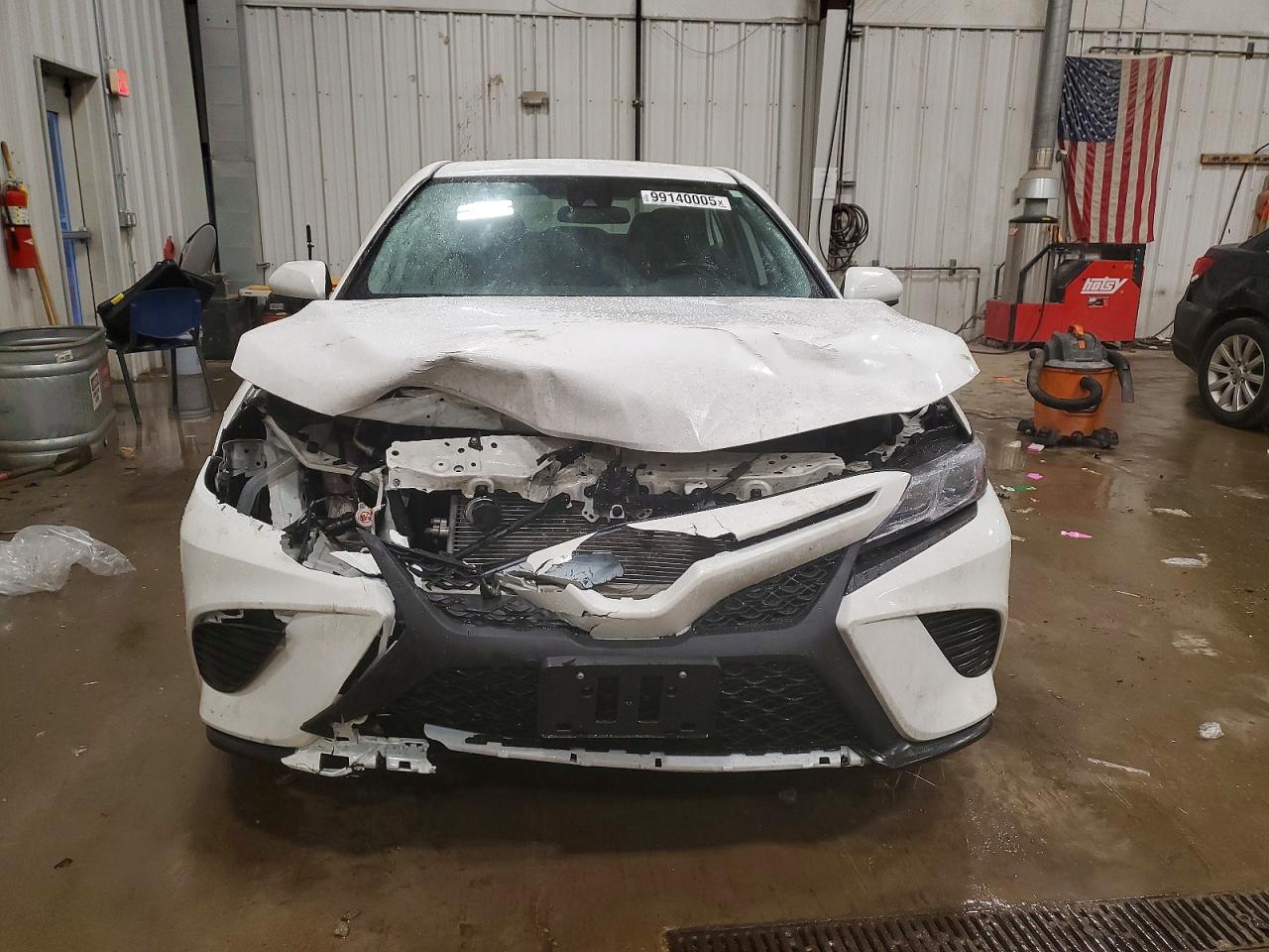 2019 TOYOTA CAMRY L photo 5