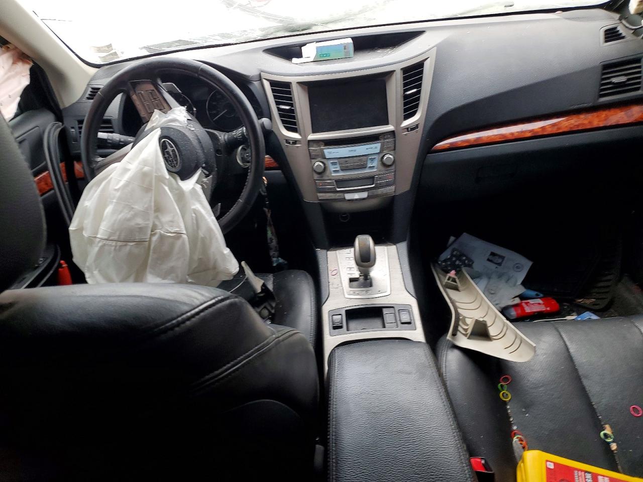 2010 SUBARU OUTBACK 3.6R LIMITED photo 8