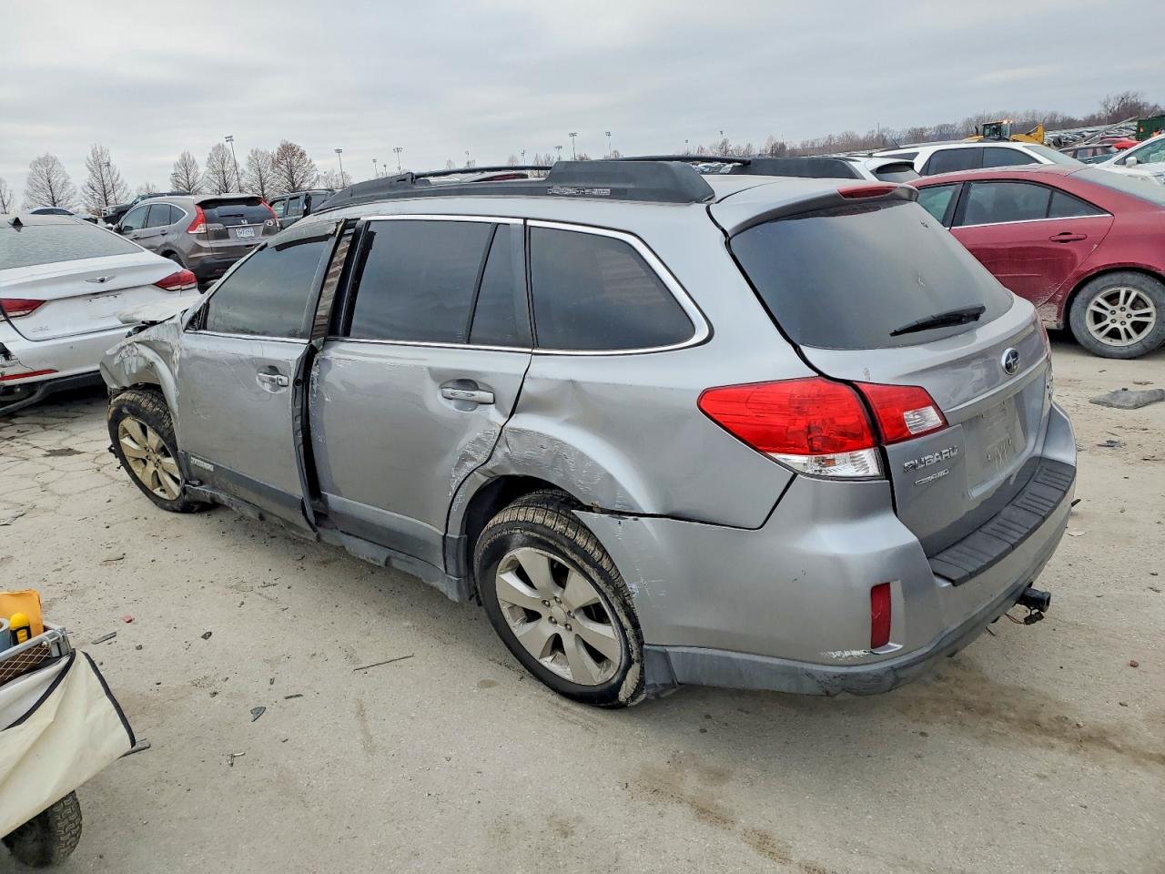 2010 SUBARU OUTBACK 3.6R LIMITED photo 2