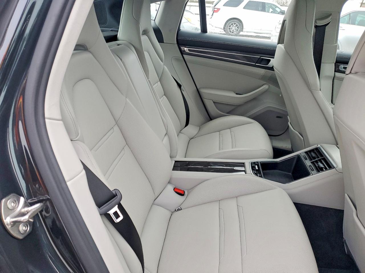 2018 PORSCHE PANAMERA 4S photo 10