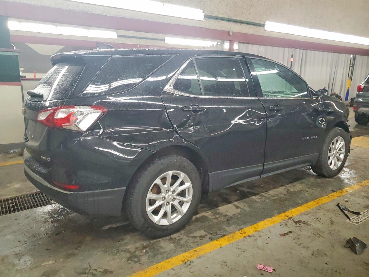 2019 CHEVROLET EQUINOX LT photo 3