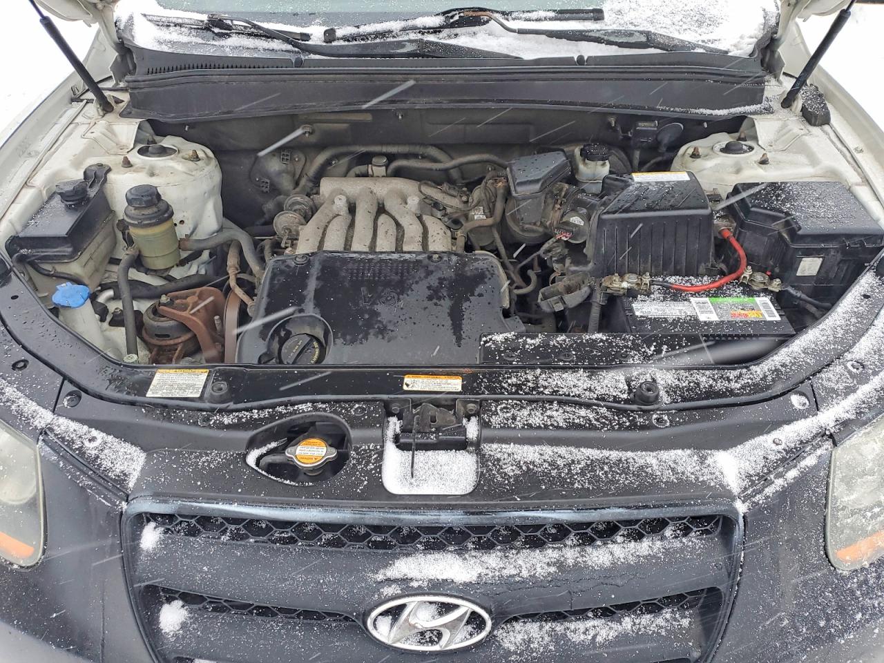 2009 HYUNDAI SANTA FE GLS photo 12