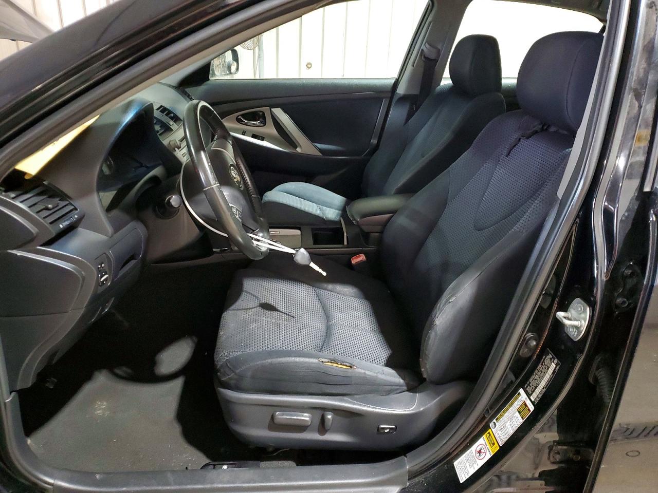 2010 TOYOTA CAMRY BASE photo 7