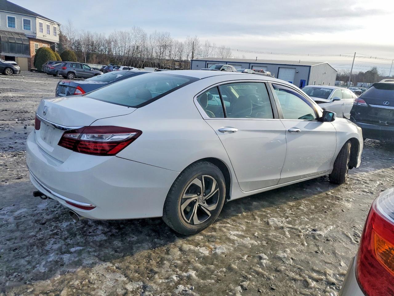 2016 HONDA ACCORD LX photo 3