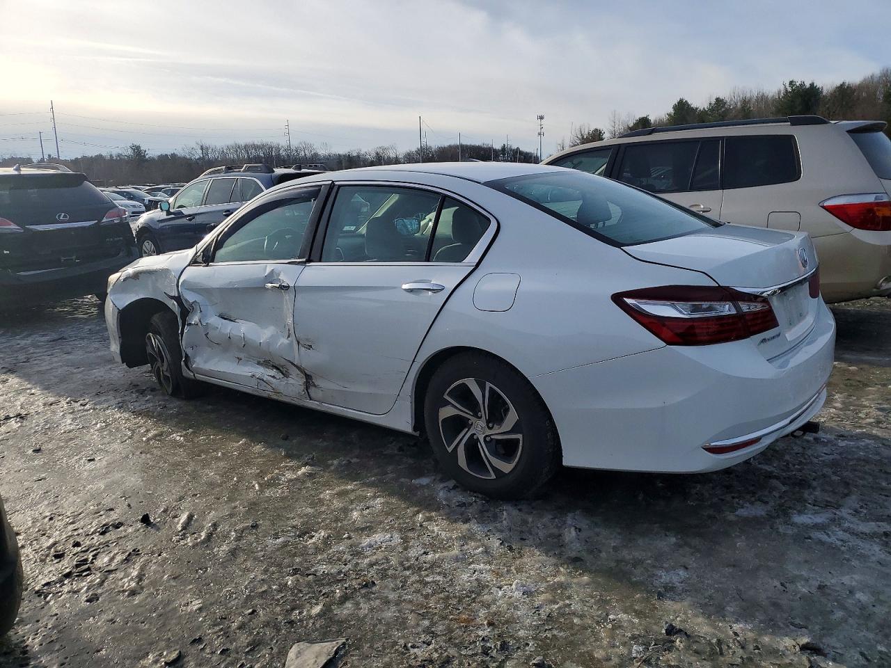 2016 HONDA ACCORD LX photo 2