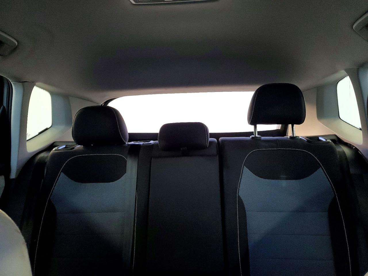 2025 VOLKSWAGEN TAOS S photo 10