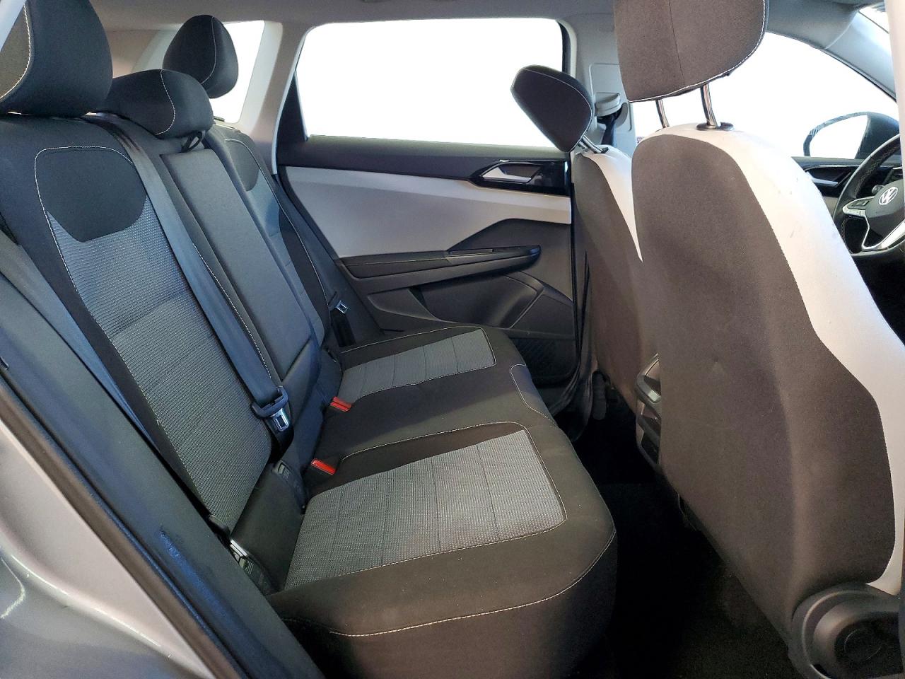 2025 VOLKSWAGEN TAOS S photo 11