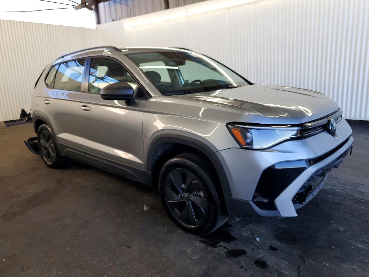 2025 VOLKSWAGEN TAOS S photo 4