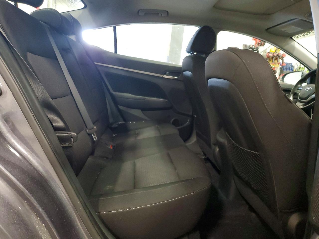 2017 HYUNDAI ELANTRA SE photo 10