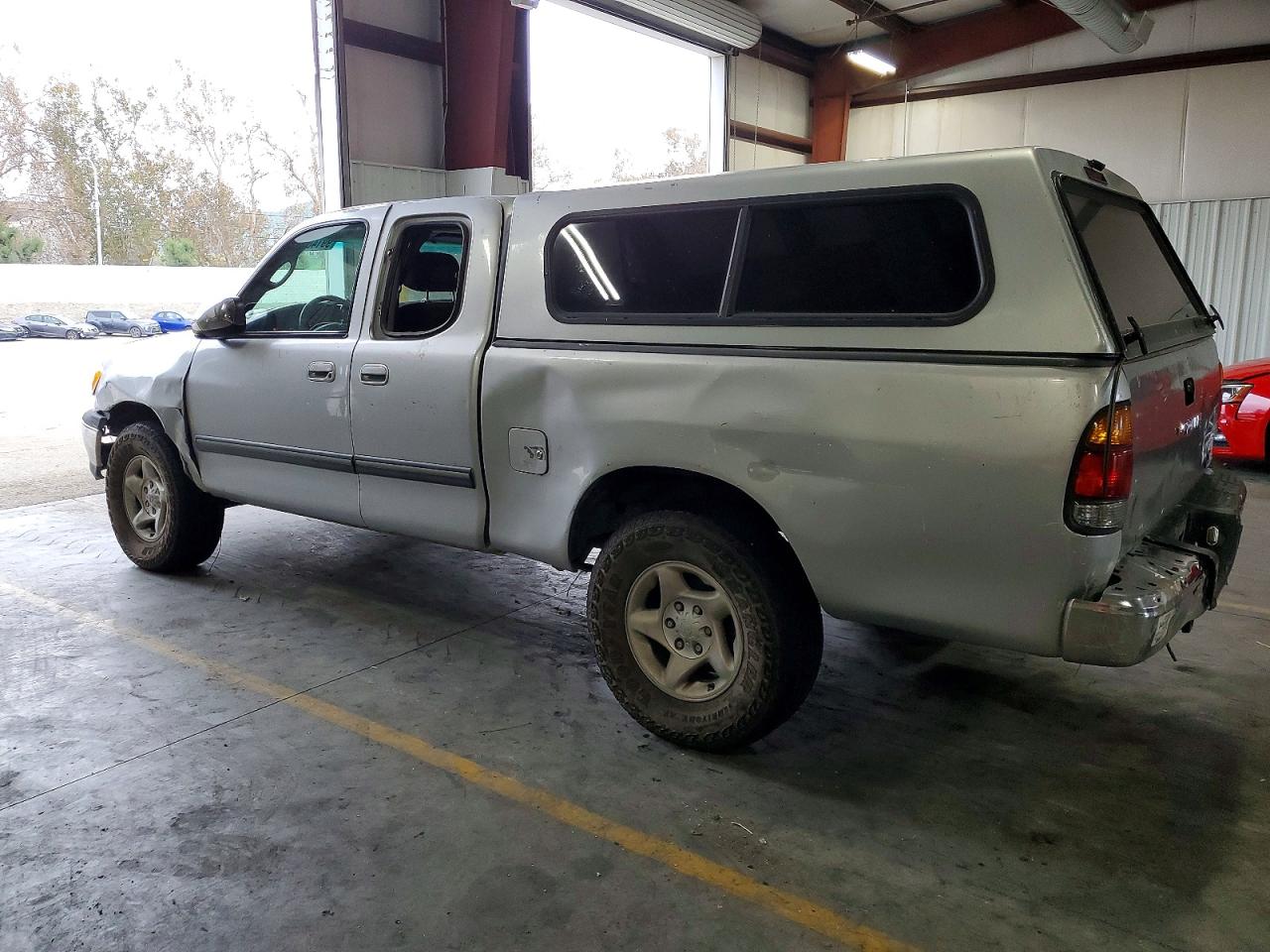 2001 TOYOTA TUNDRA ACCESS CAB photo 2