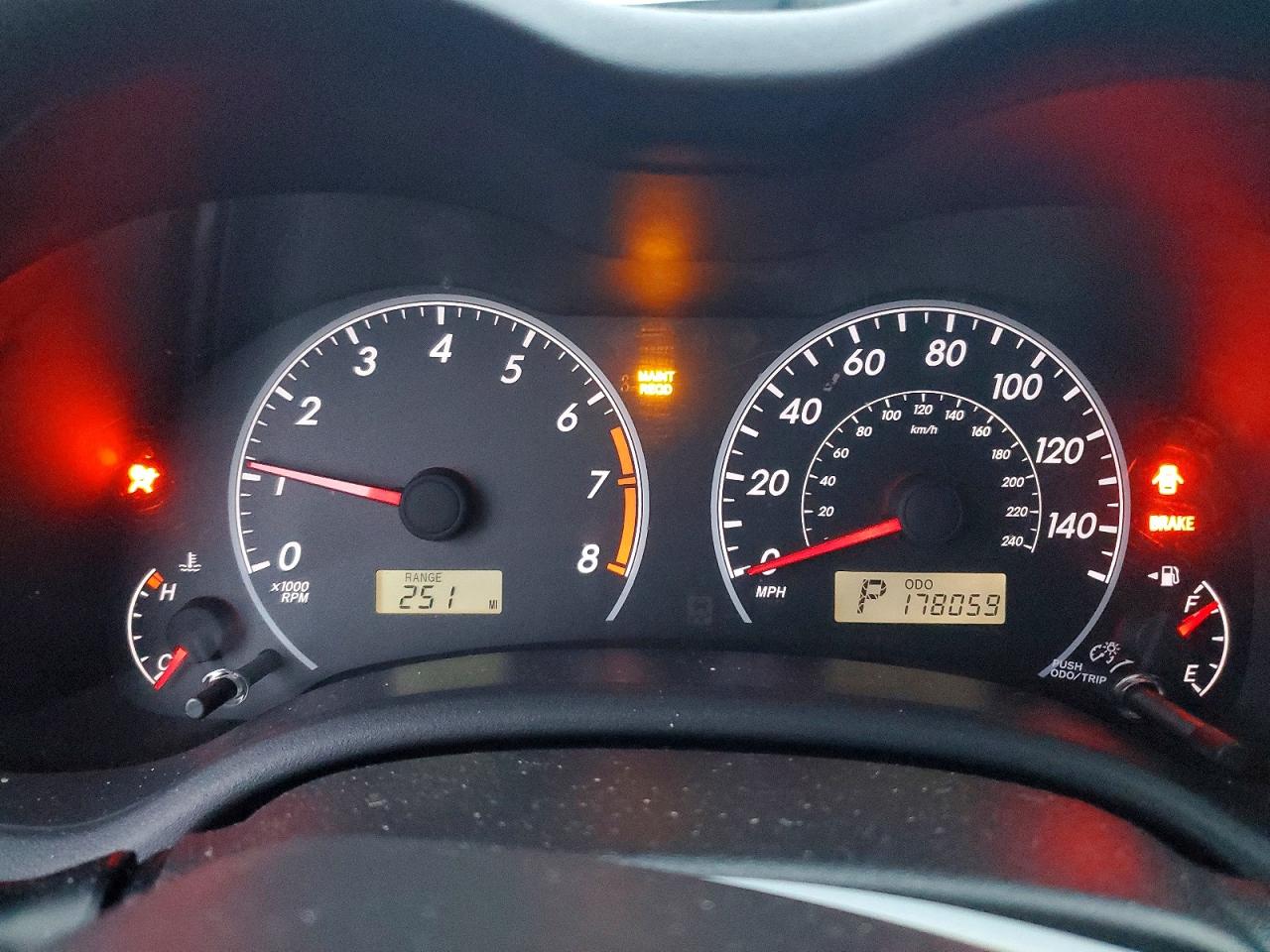 2013 TOYOTA COROLLA BASE photo 9