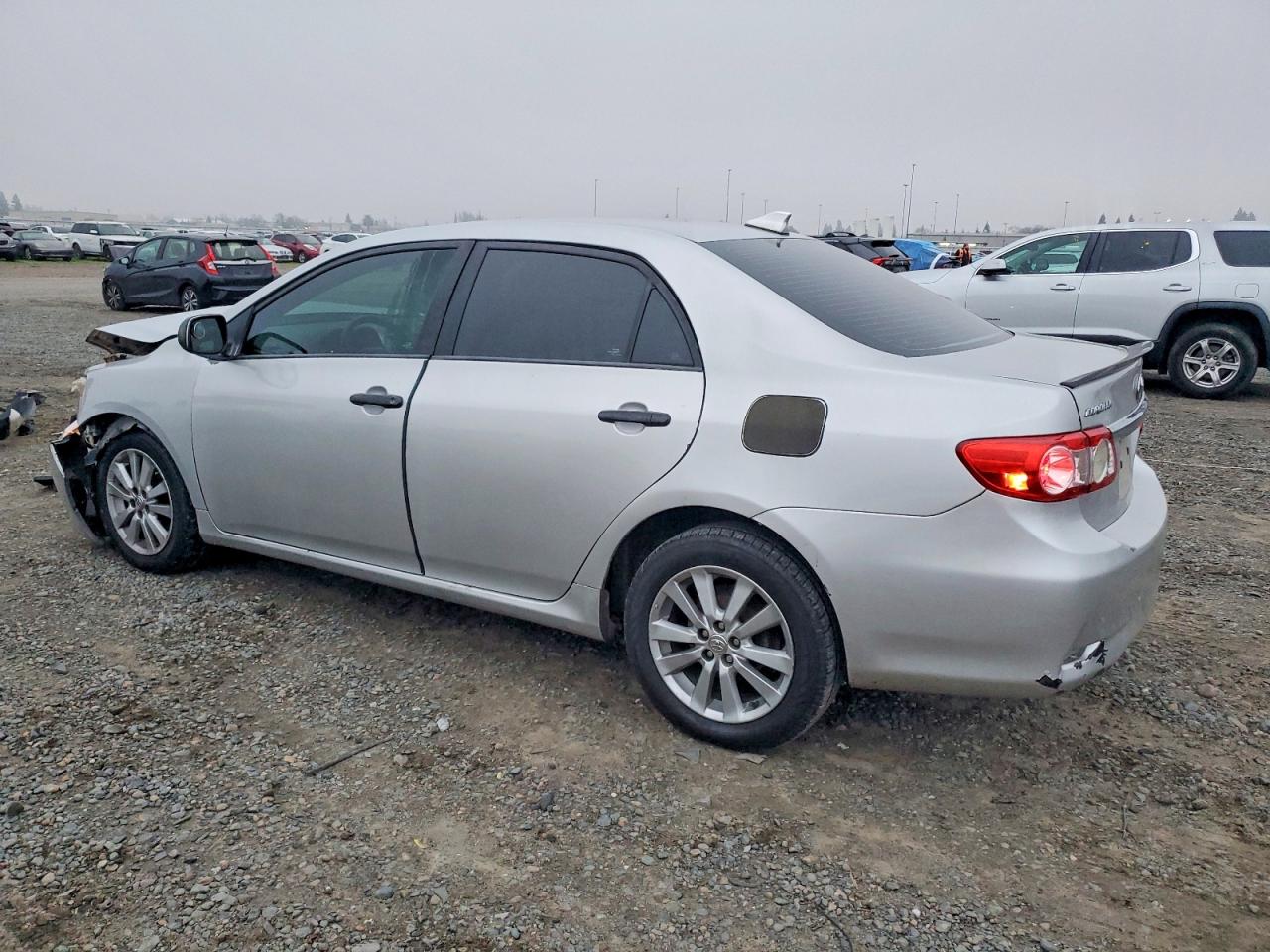 2013 TOYOTA COROLLA BASE photo 2