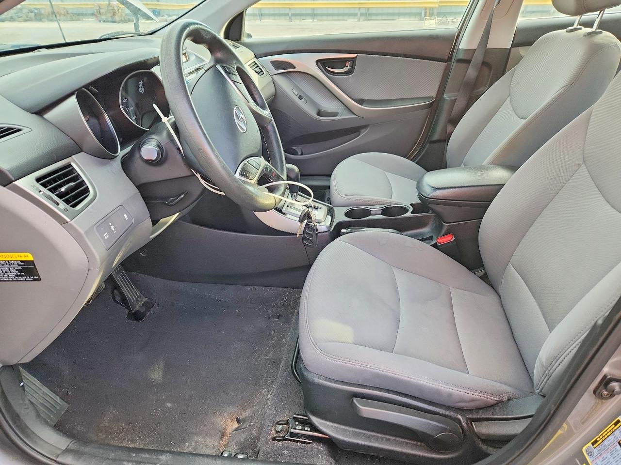 2013 HYUNDAI ELANTRA GLS photo 13