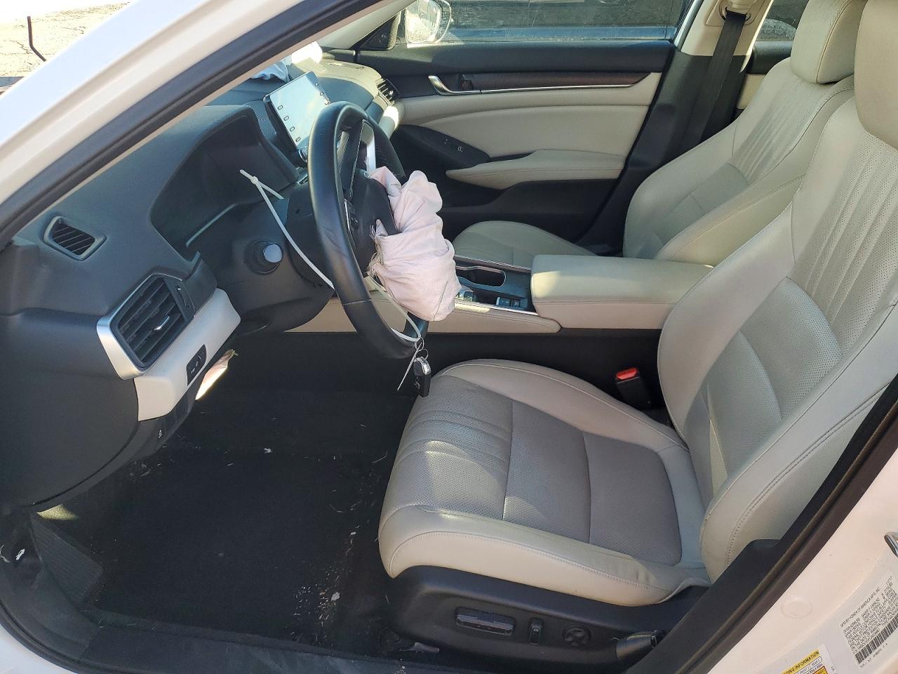 2018 HONDA ACCORD EXL photo 7