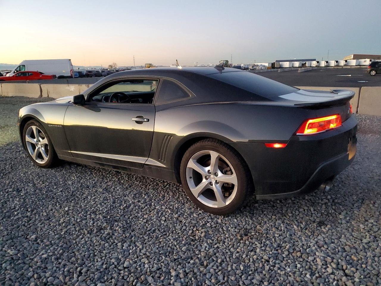 2015 CHEVROLET CAMARO LT photo 3