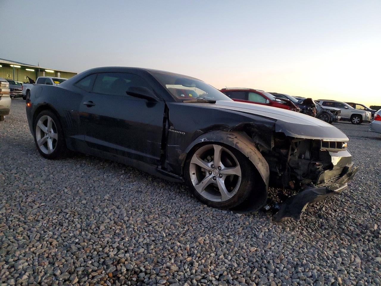 2015 CHEVROLET CAMARO LT photo 7