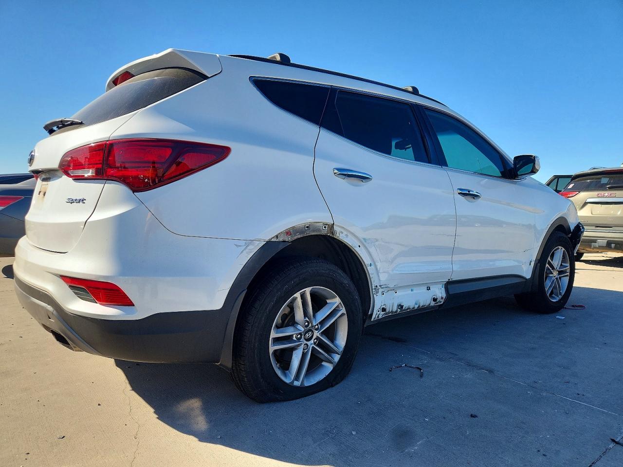 2017 HYUNDAI SANTA FE SPORT photo 5