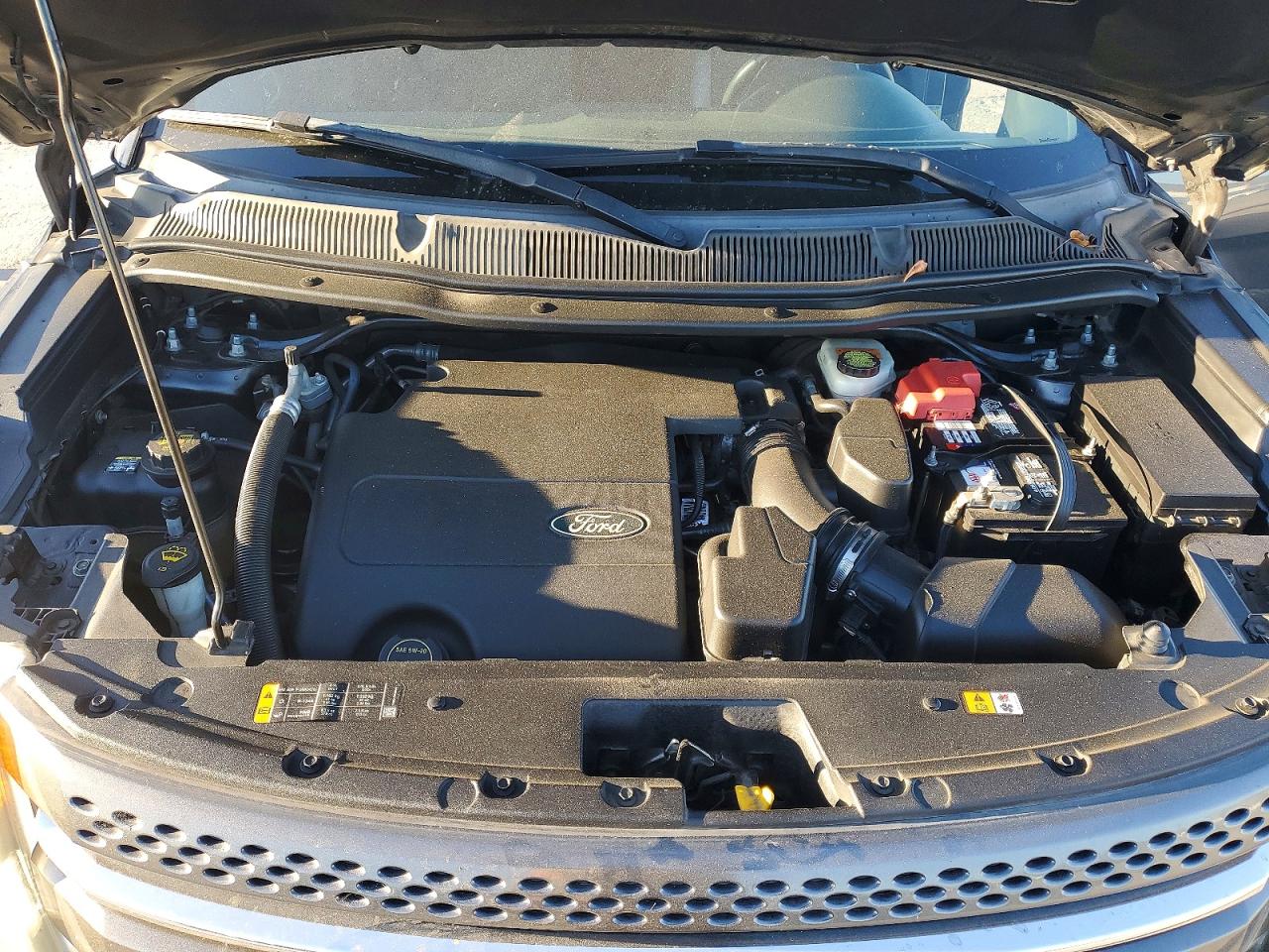 2015 FORD EXPLORER XLT photo 12