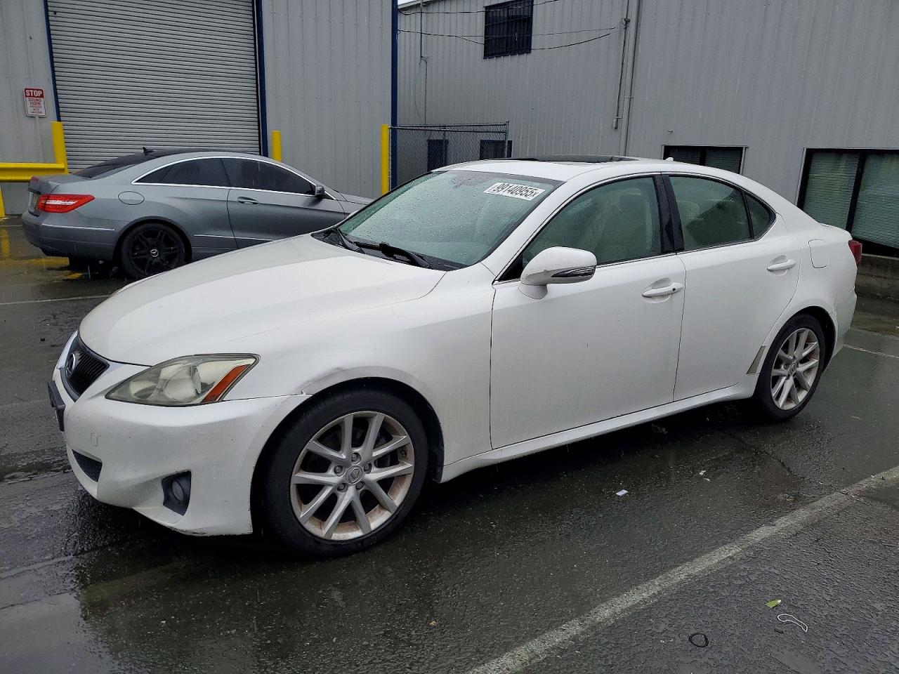 2011 LEXUS IS