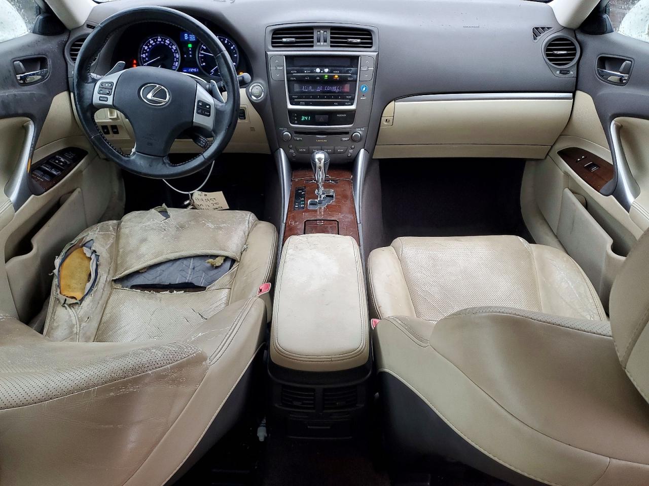 2011 LEXUS IS 250 photo 22