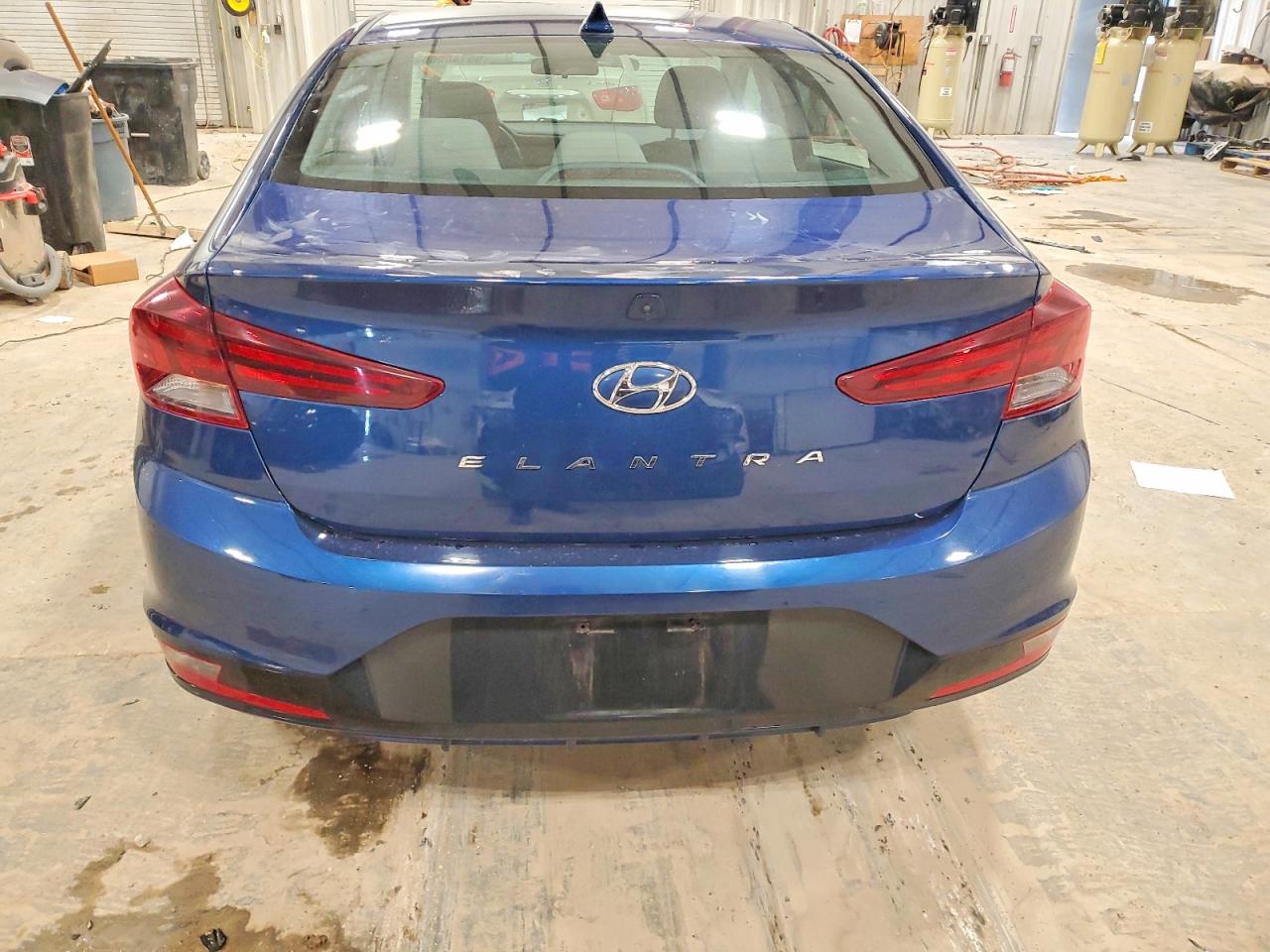 2020 HYUNDAI ELANTRA SEL photo 16