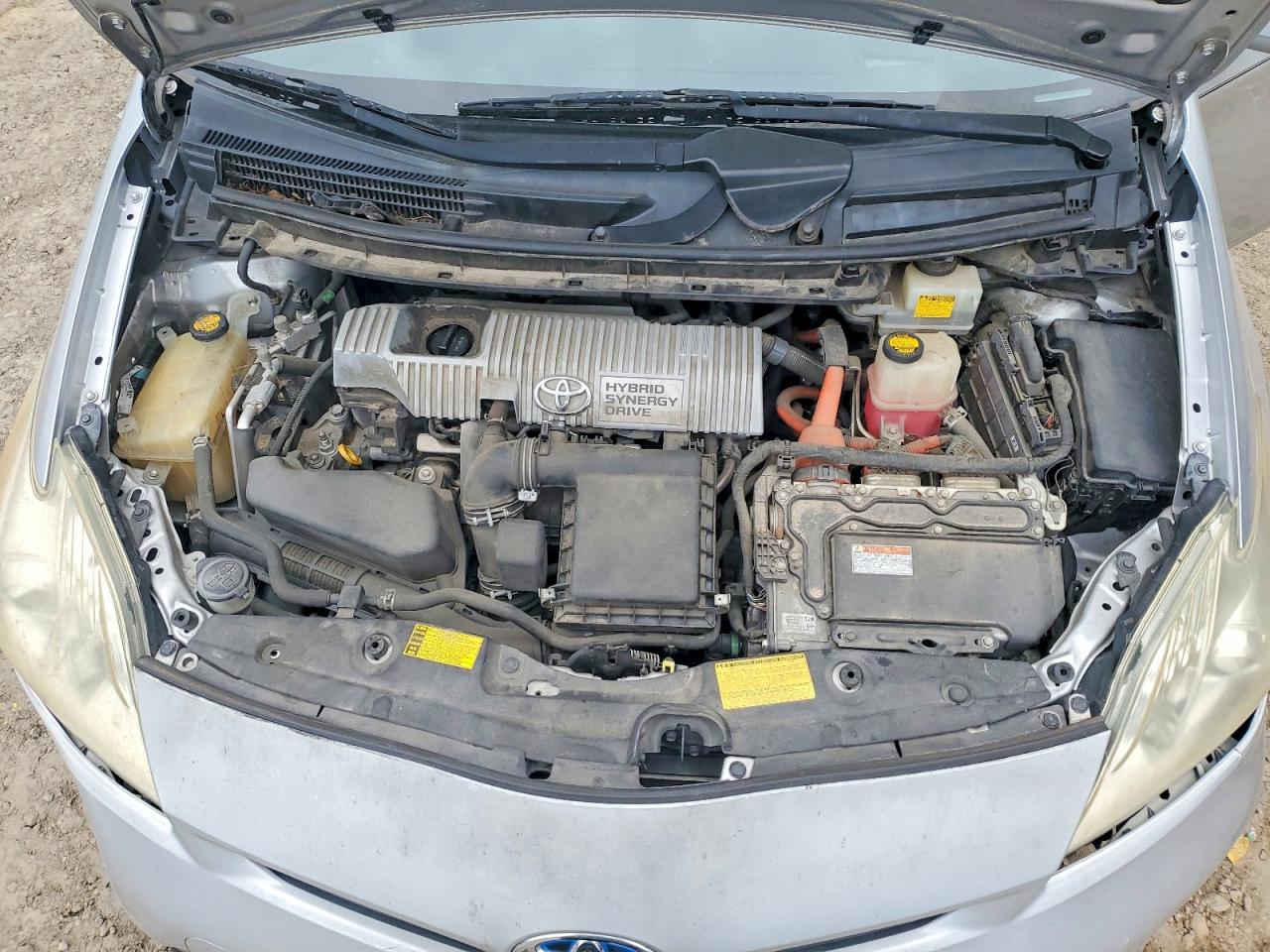 2013 TOYOTA PRIUS photo 11