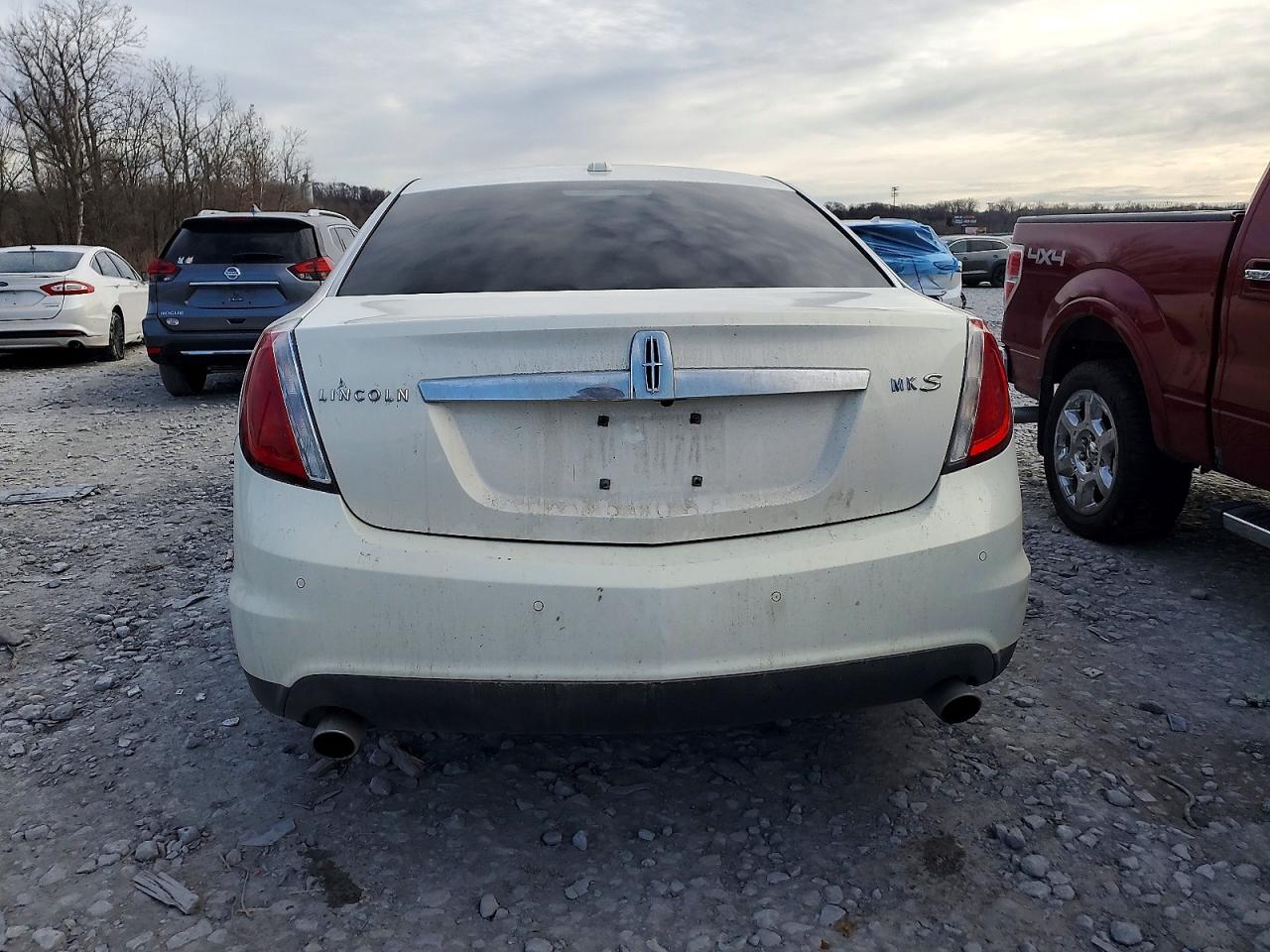 2012 LINCOLN MKS photo 6