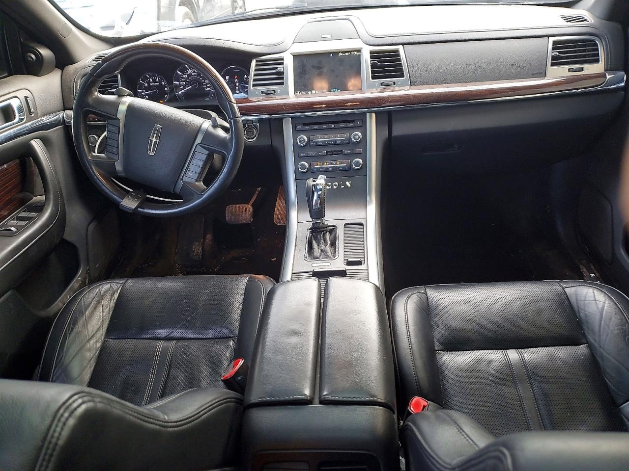 2012 LINCOLN MKS photo 8