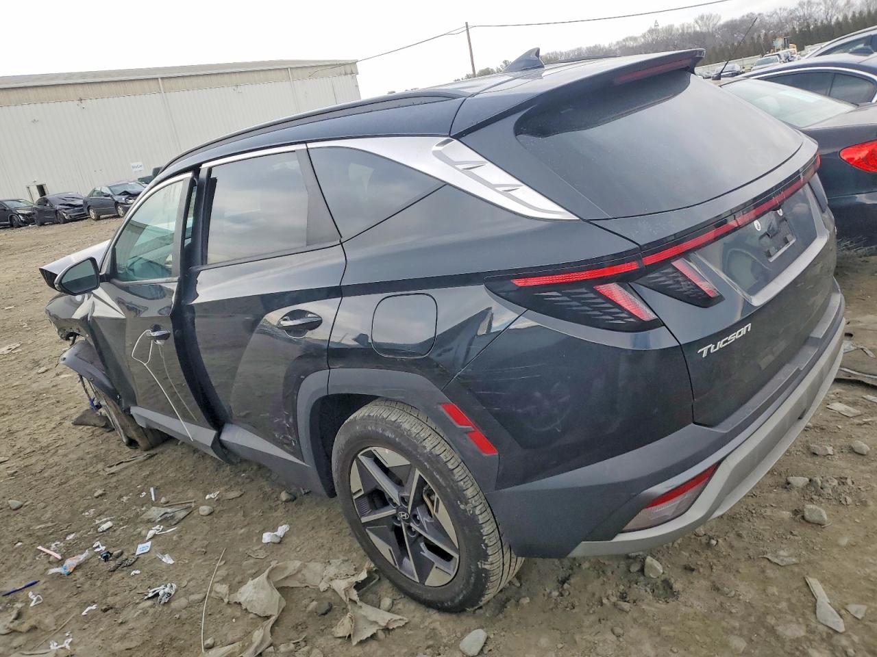 2025 HYUNDAI TUCSON SEL photo 3