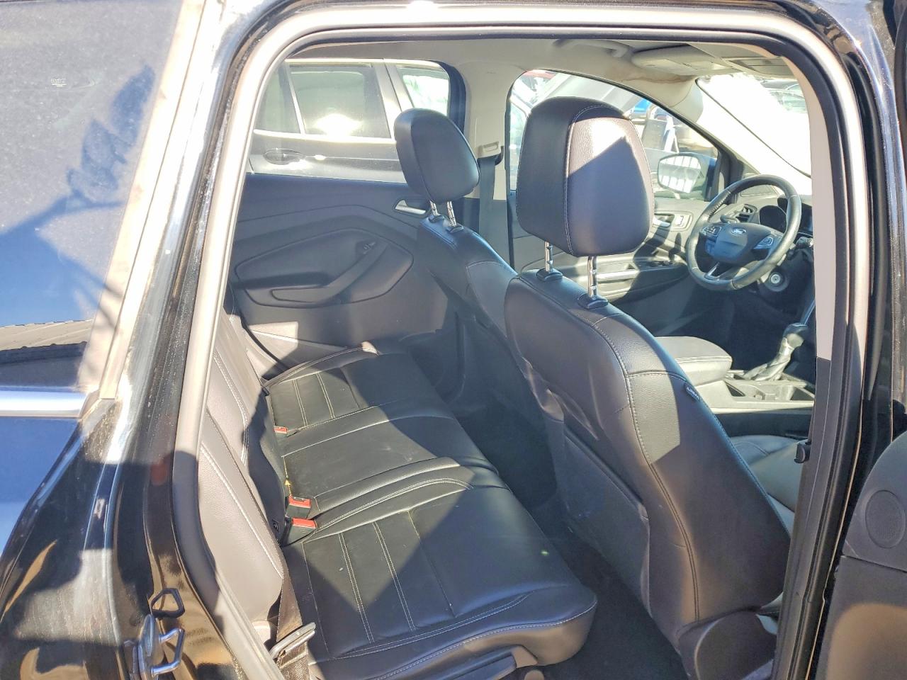 2017 FORD ESCAPE SE photo 10