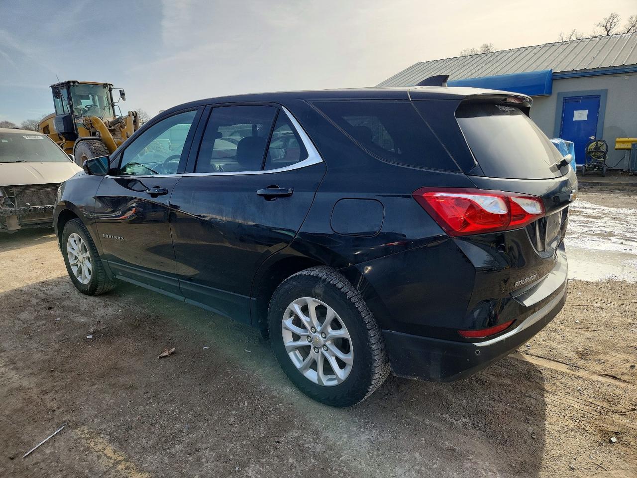2020 CHEVROLET EQUINOX LT photo 2