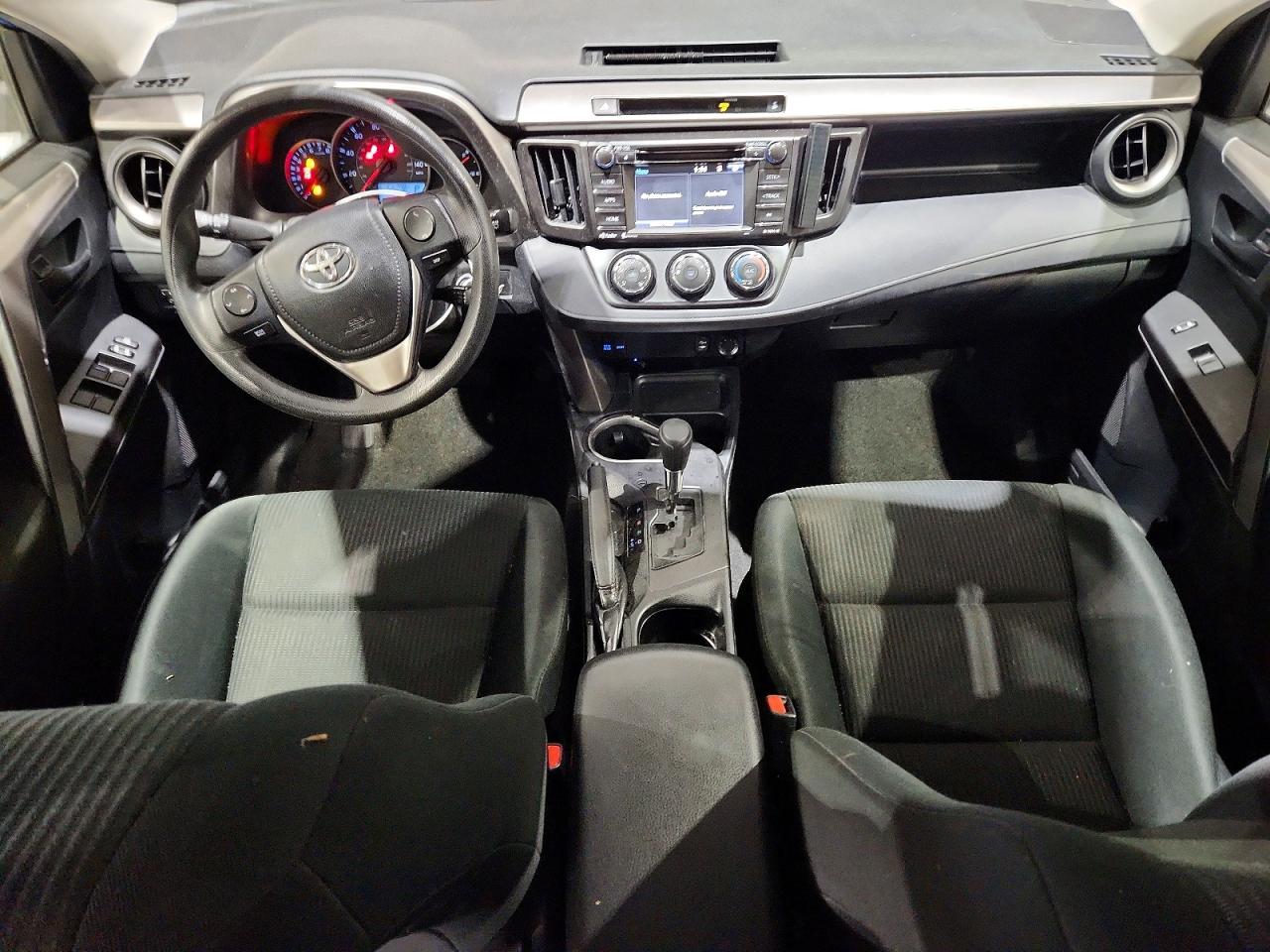 2016 TOYOTA RAV4 LE photo 8
