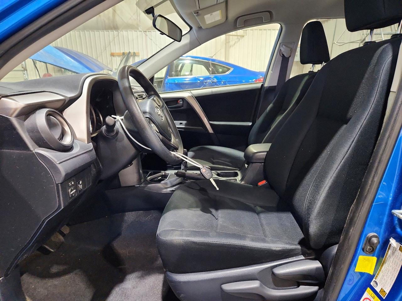 2016 TOYOTA RAV4 LE photo 7