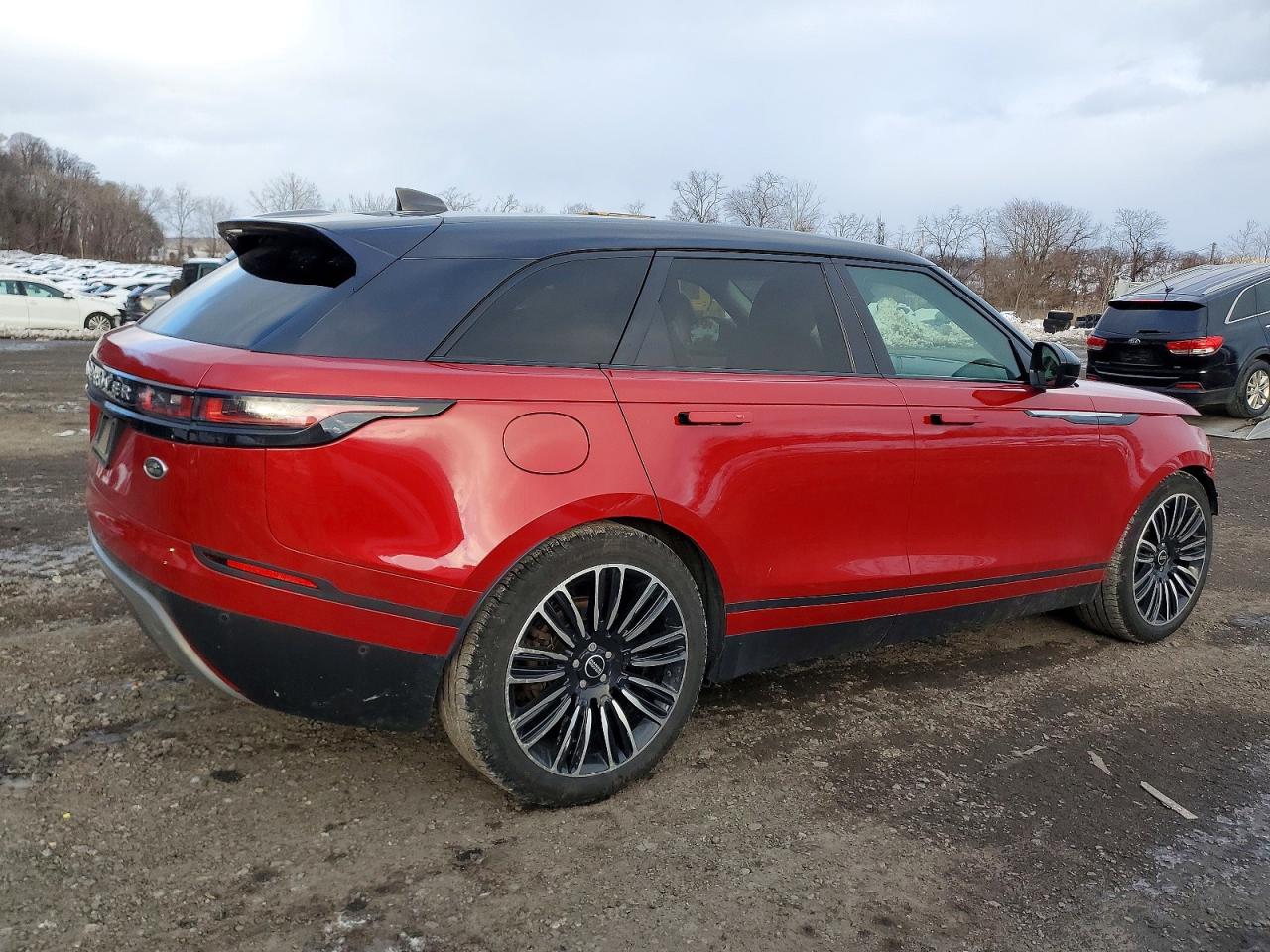 2018 LAND ROVER RANGE ROVER VELAR S photo 3
