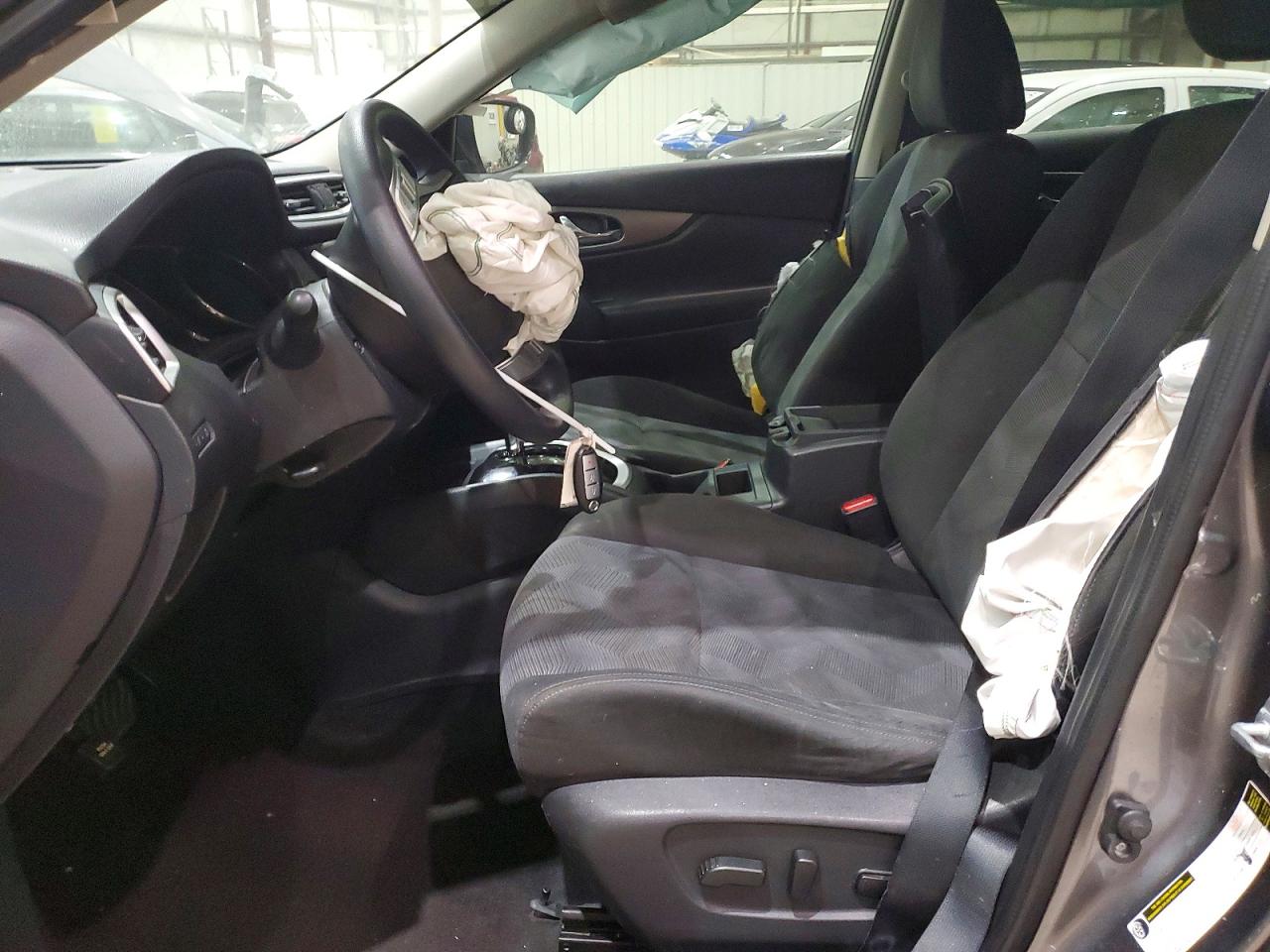 2016 NISSAN ROGUE S photo 13