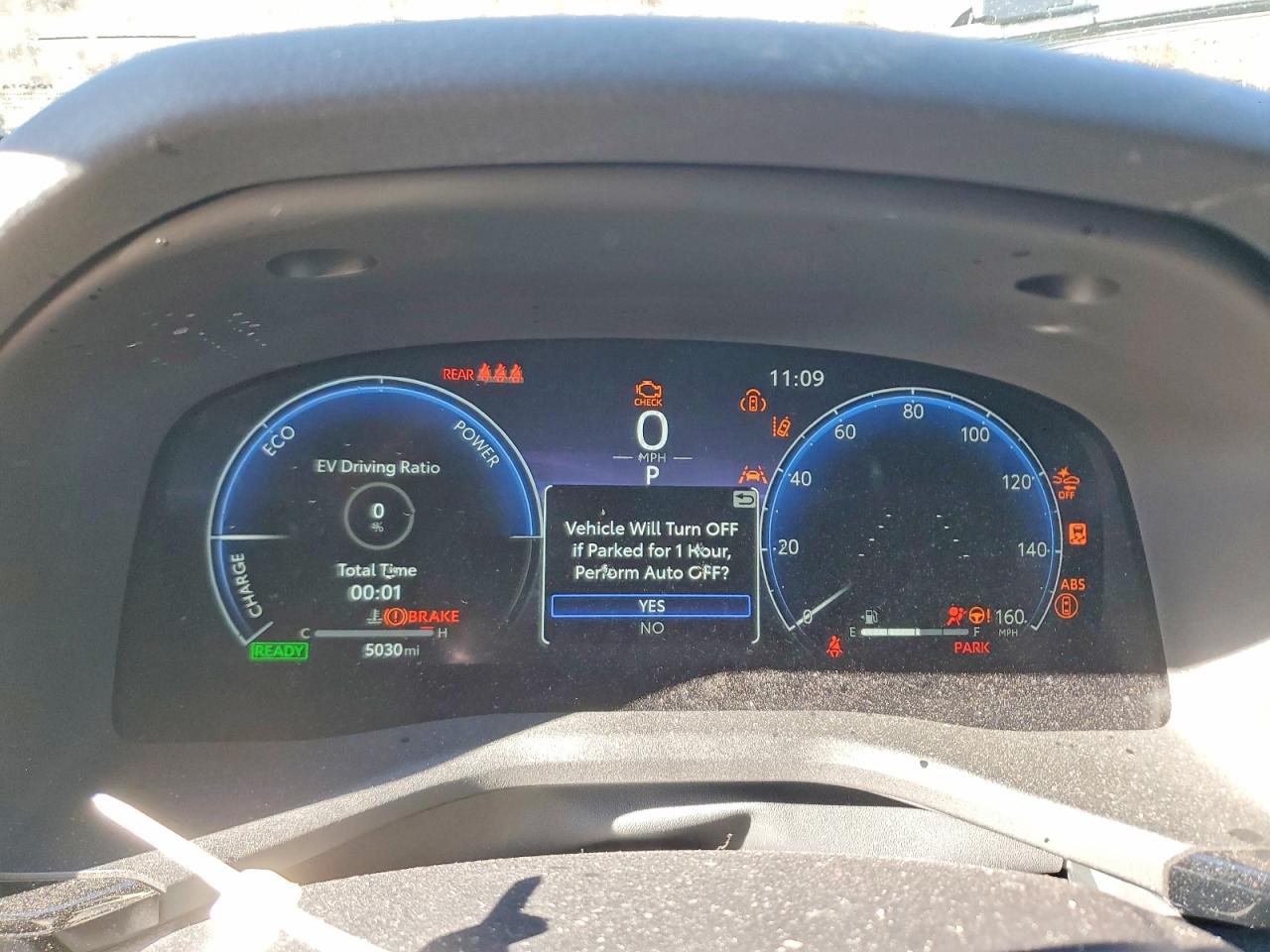 2025 TOYOTA CAMRY XSE photo 9
