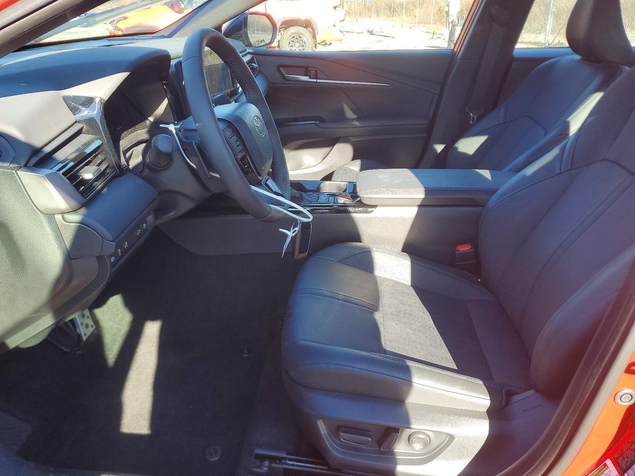 2025 TOYOTA CAMRY XSE photo 7