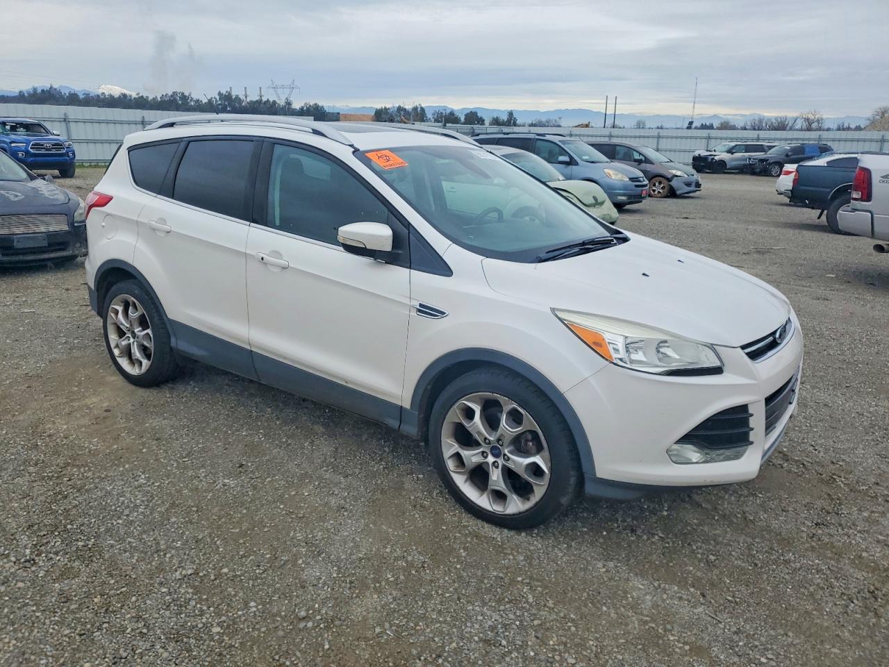 2014 FORD ESCAPE TITANIUM photo 4